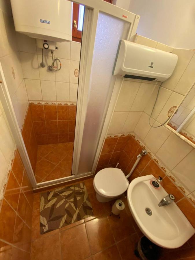 Hajnal Apartman ハイデゥソボスロー エクステリア 写真