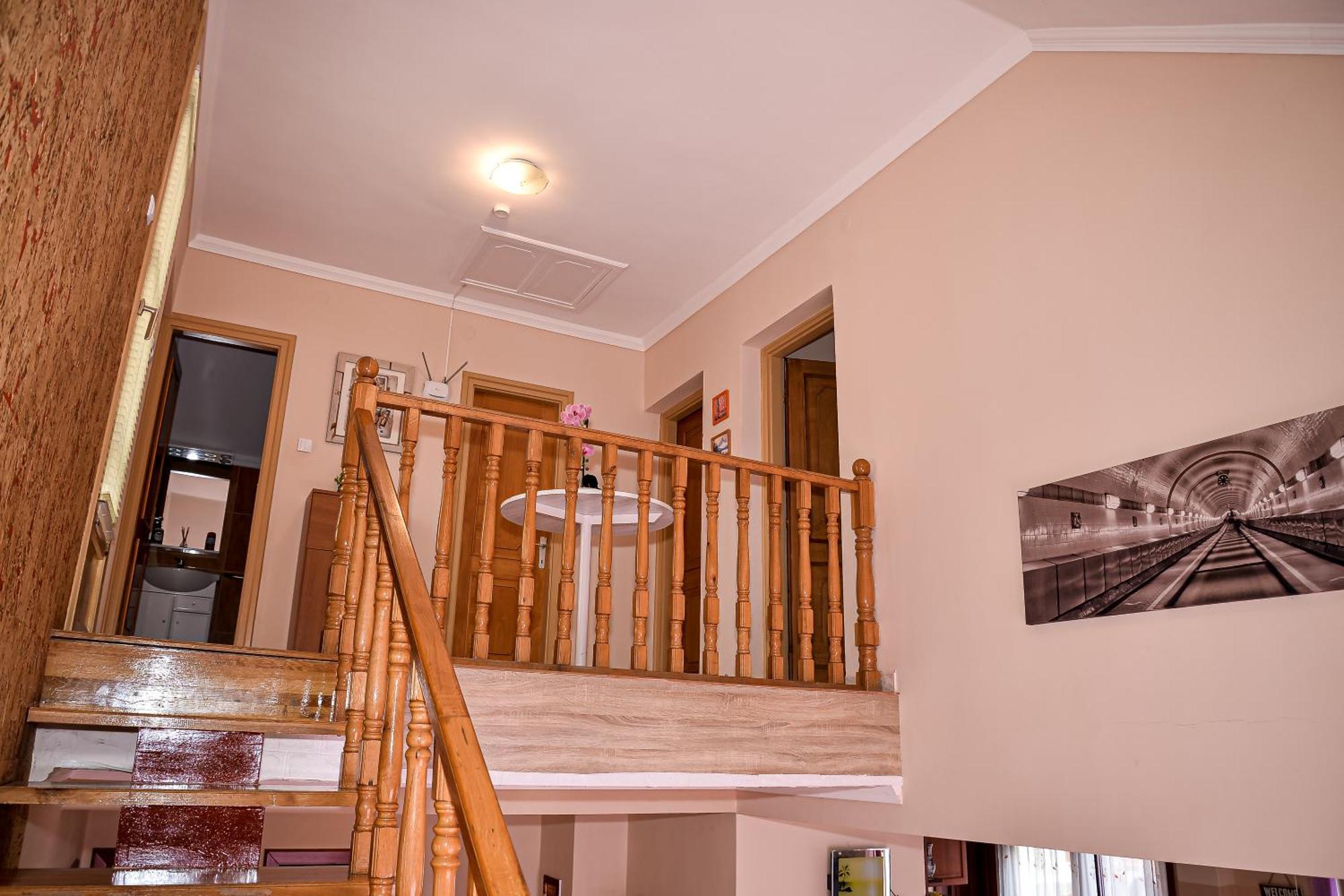 Hajnal Apartman ハイデゥソボスロー エクステリア 写真